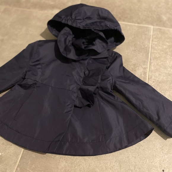 Rothschild Ruffle Rain Jacket - Picture 4 of 6